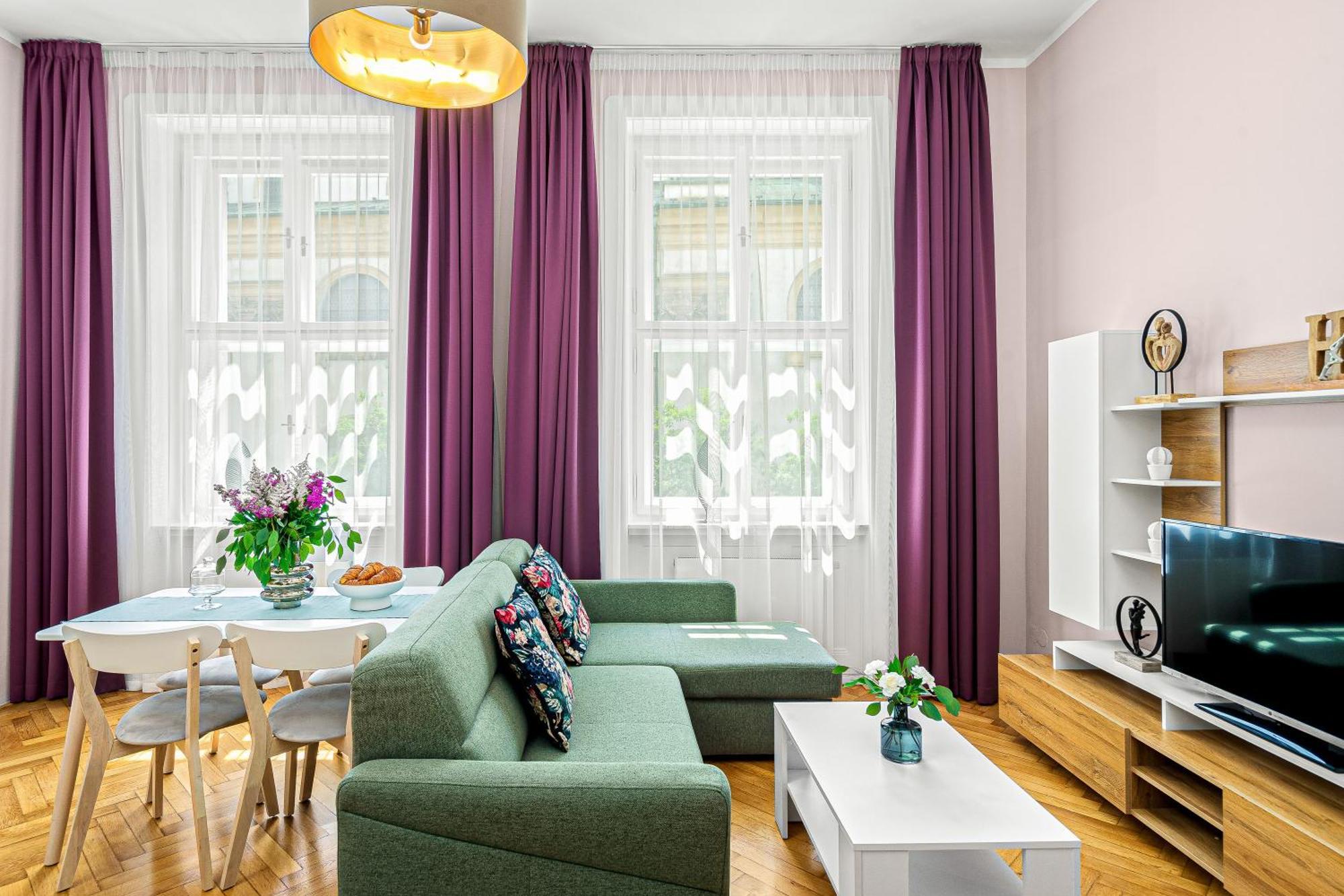 Oasis Apartments At Charles Square ปราก ภายนอก รูปภาพ